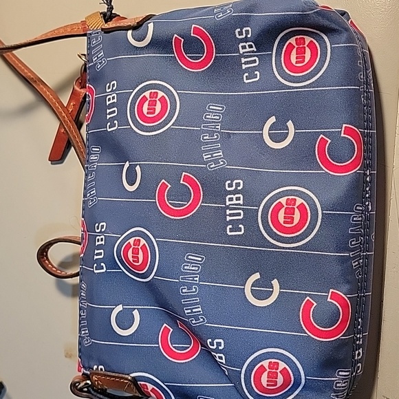 Dooney & Bourke Cubs Purse & Bonus Wristlet - Picture 3 of 4